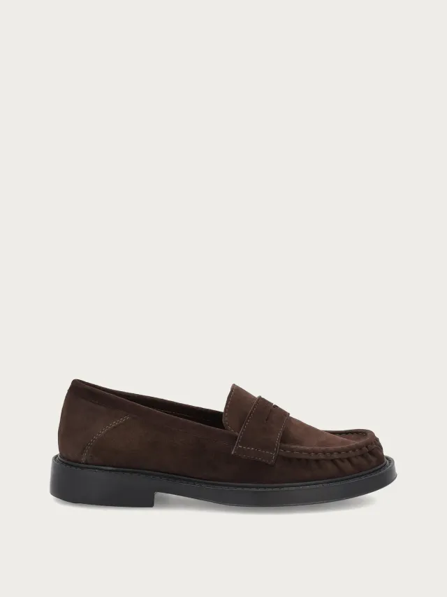 Frau Verona loafers bruin suède geplooid dames