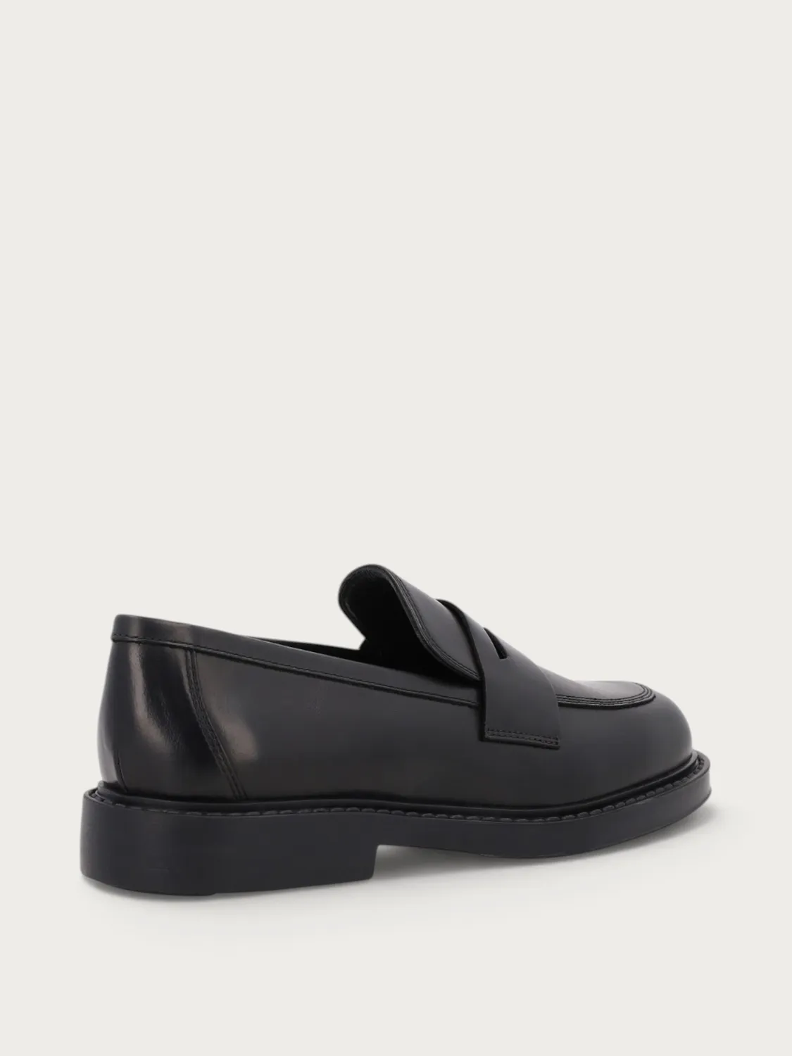 Frau Verona loafers zwart suede dames