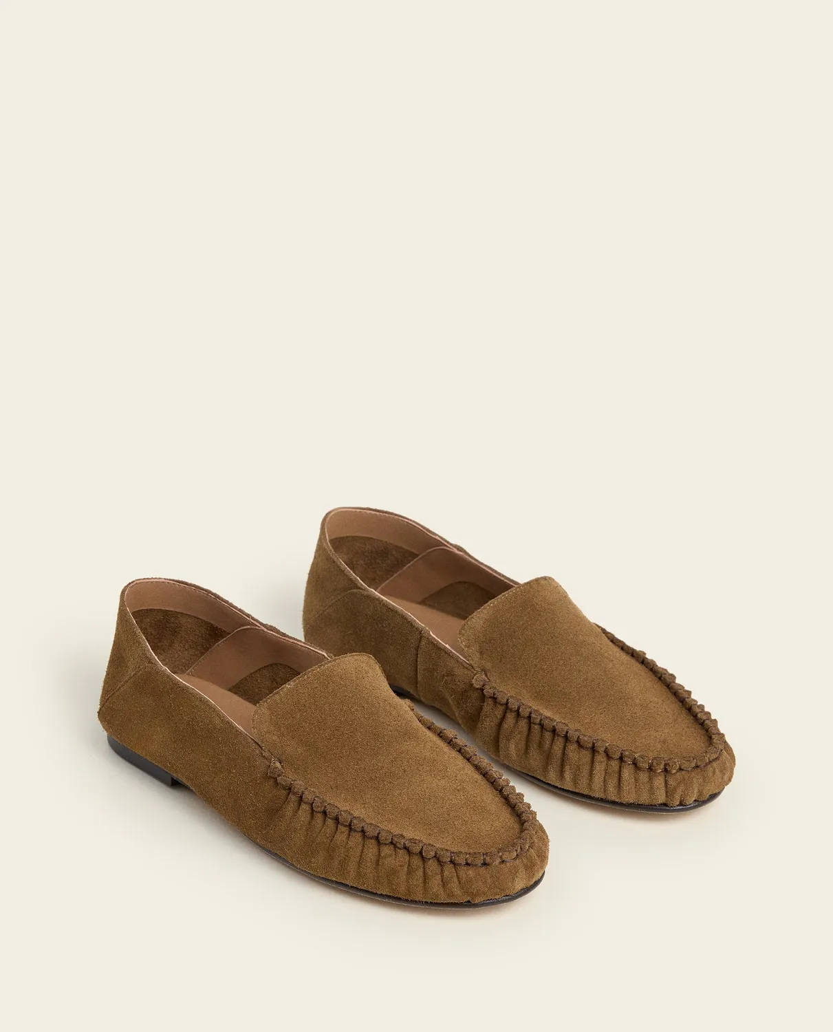 Flattered Bon Bon loafer suède wet sand instapper