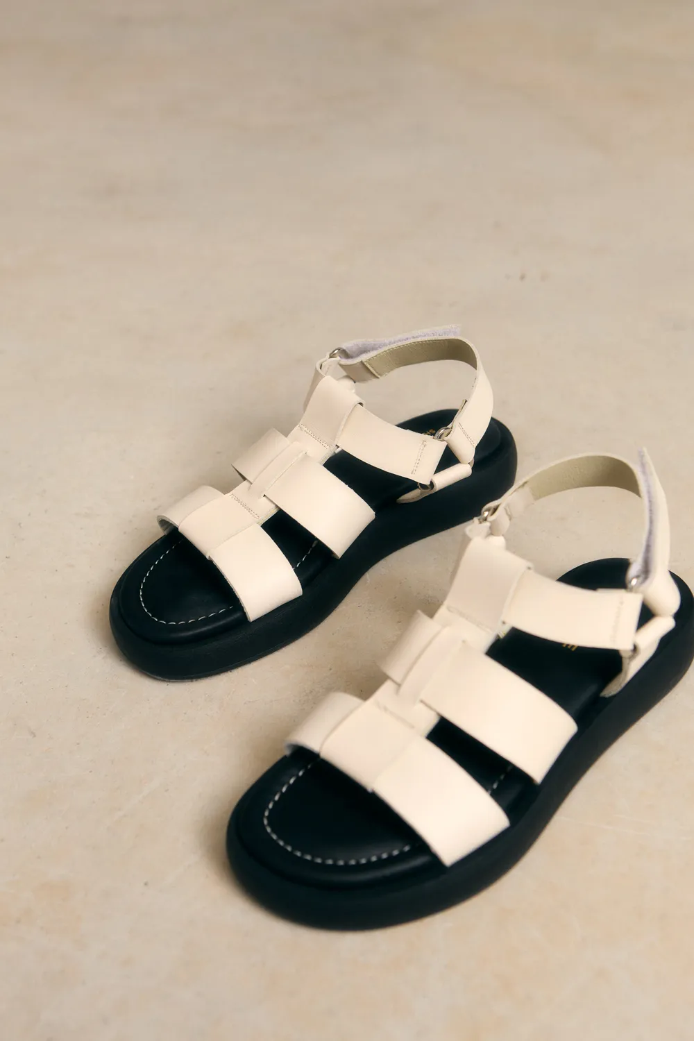 Jutelaune Selma sandalen ivoor nappa leer