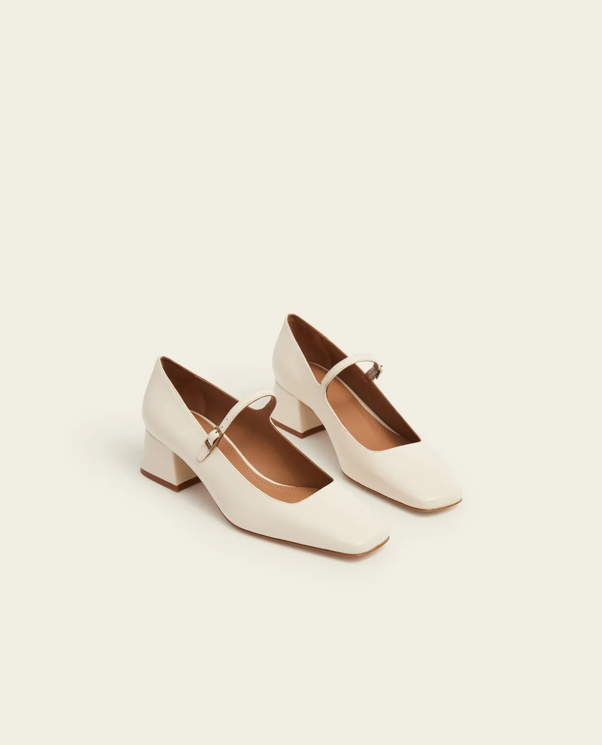 Flattered Evan Mary Jane pumps vanilla leer