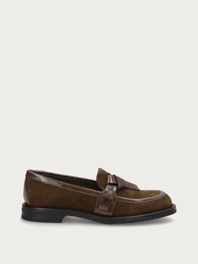 Frau Verona groene suède loafers dames strik