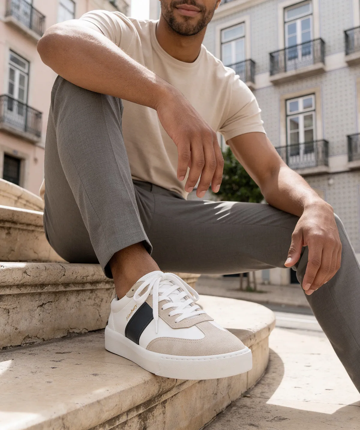 Finsbury LEO Sneakers Wit-Blauw Glad Leer
