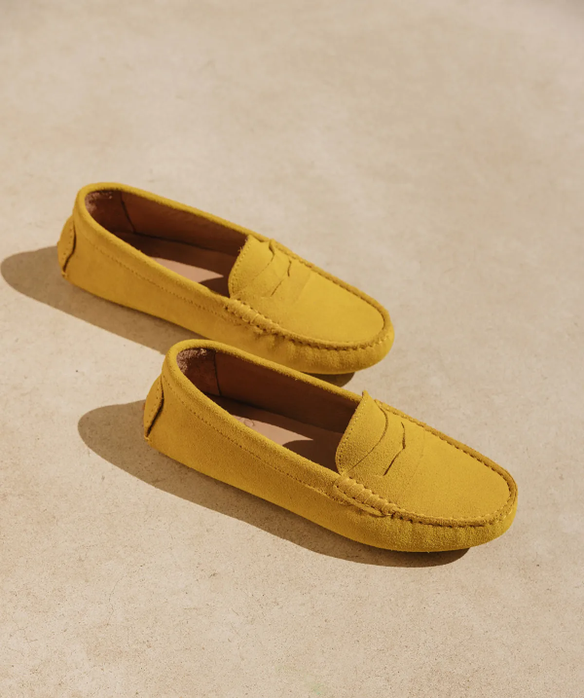 Finsbury Arlequin loafers geel fluweel dames