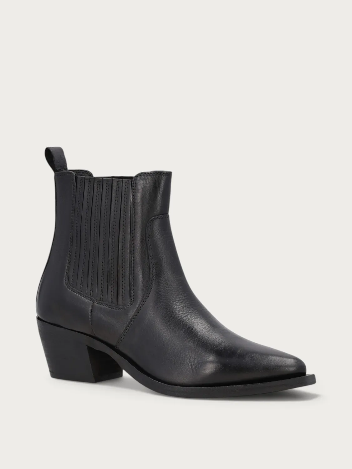 Frau FX enkellaarzen zwart leer western