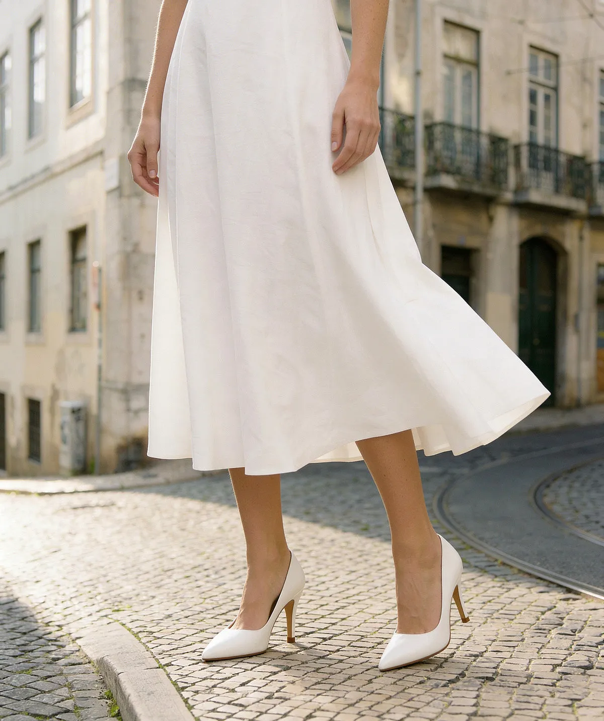 Finsbury Manon pumps wit suede 8 cm hak