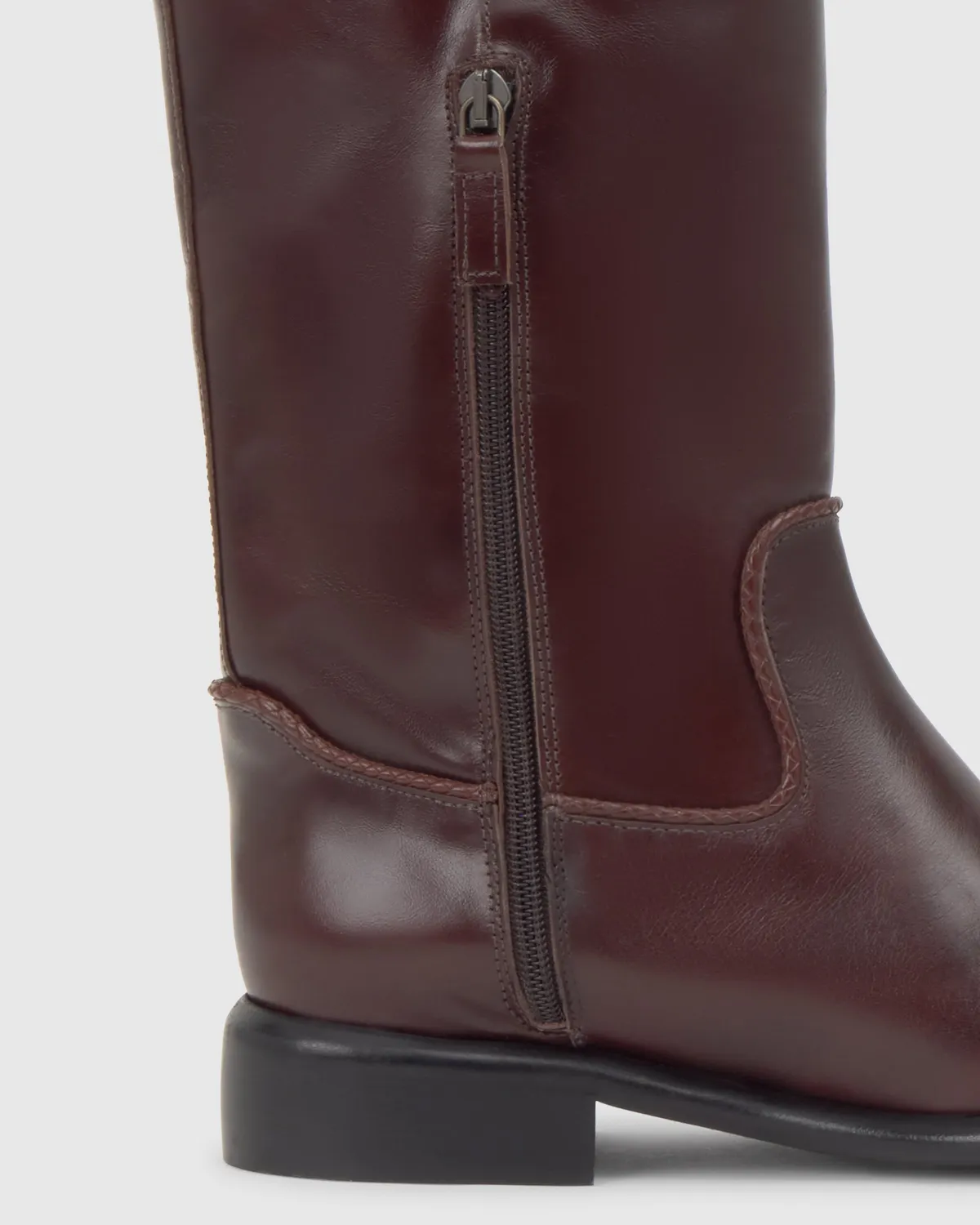 Castaner Eli 313 platte enkellaars bruin nappa