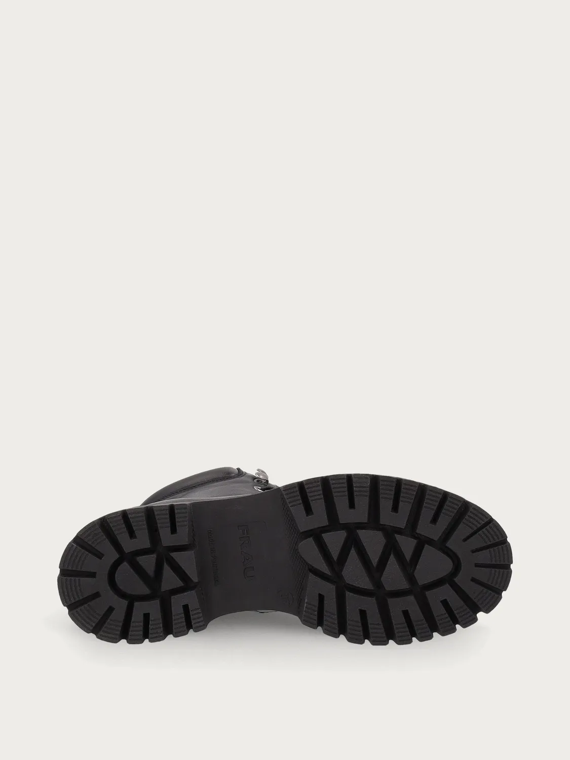 Frau FX zwarte leren veterboots met profielzool