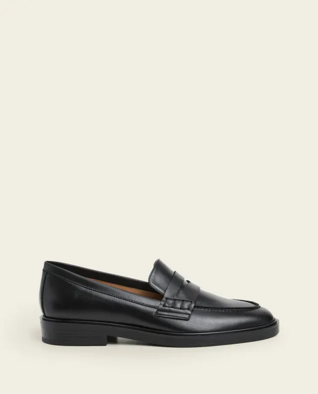 Flattered Sara loafer zwart leer klassiek