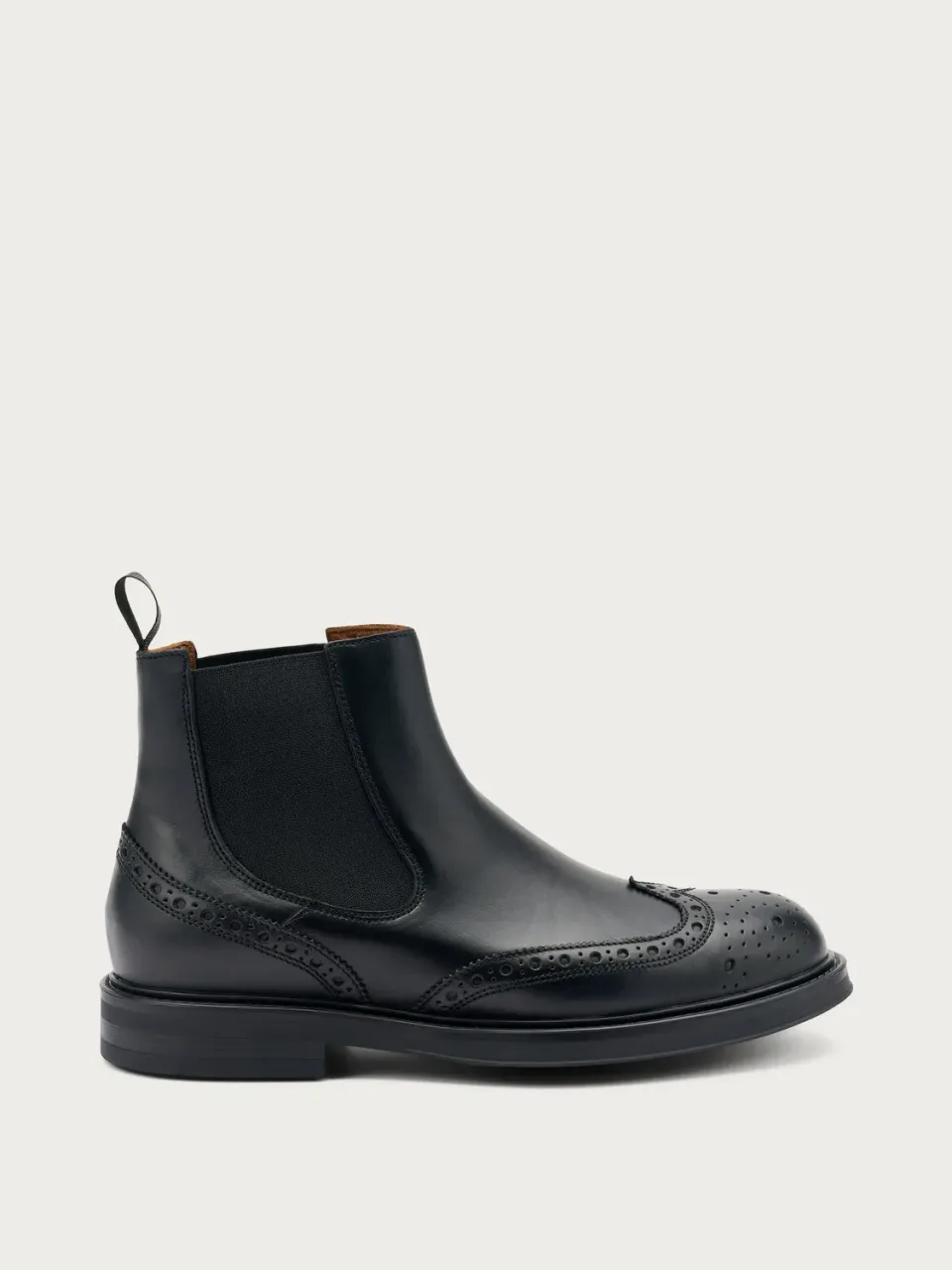 Frau Verona Beatle chelsea boots zwart leer brogue