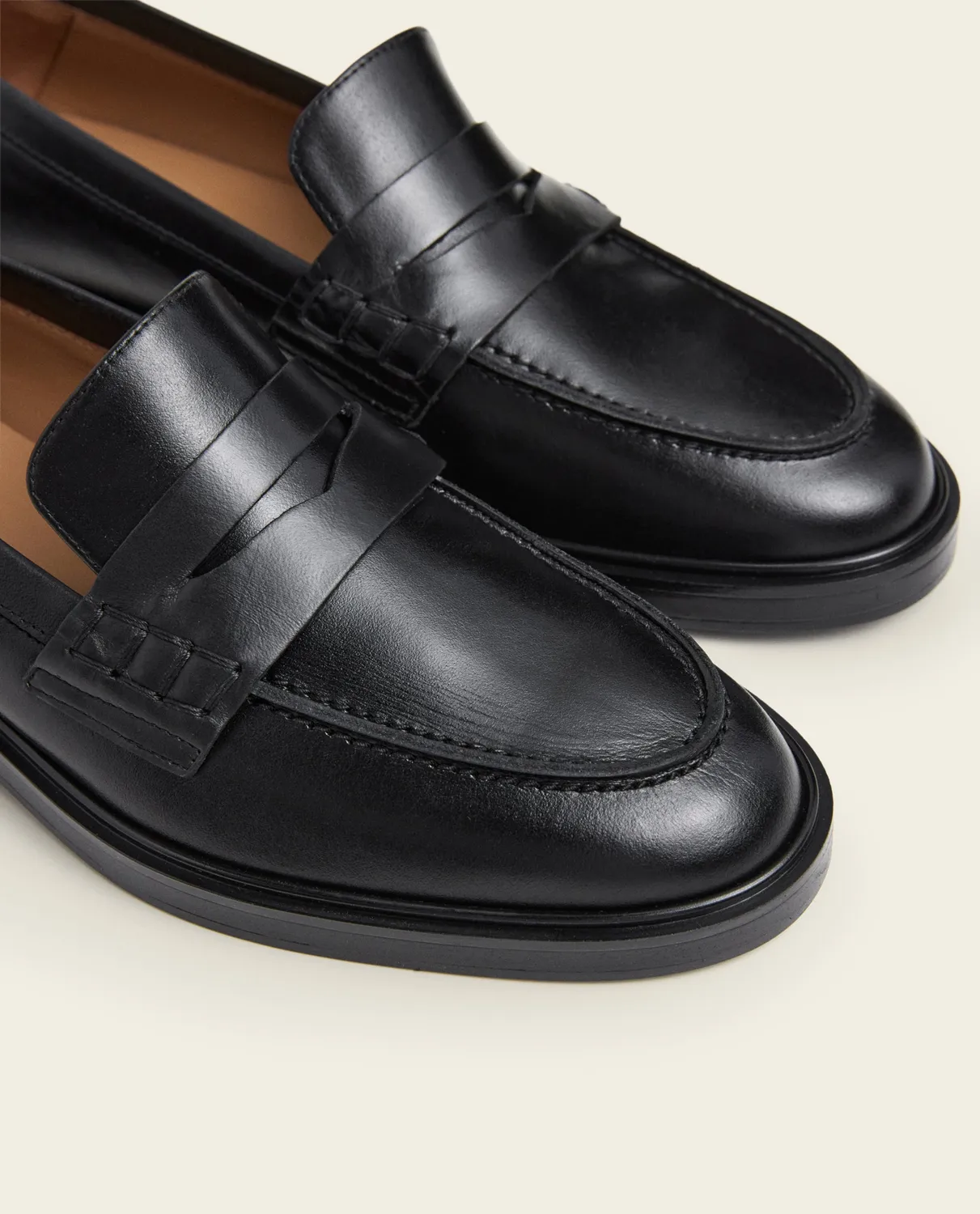 Flattered Sara loafer zwart leer klassiek