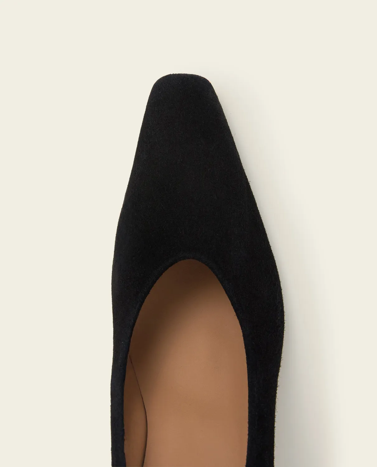 Flattered Angelina 65 suède pumps zwart blokhak