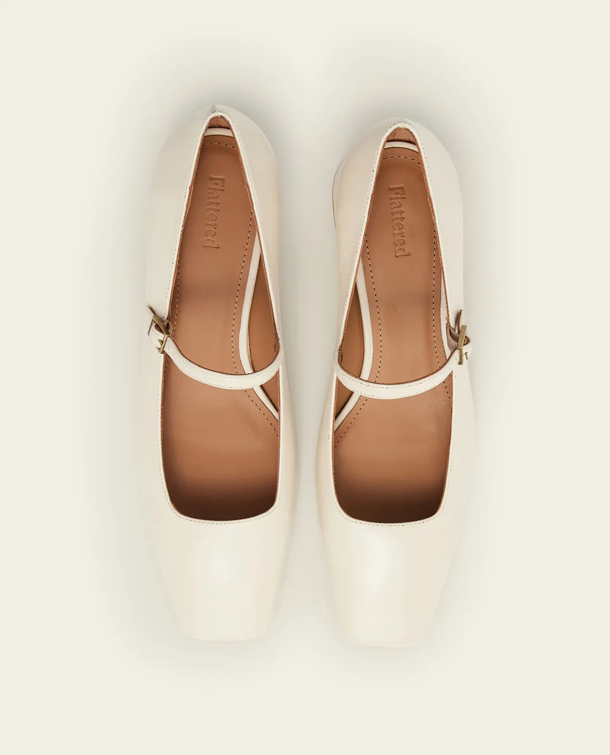 Flattered Evan Mary Jane pumps vanilla leer