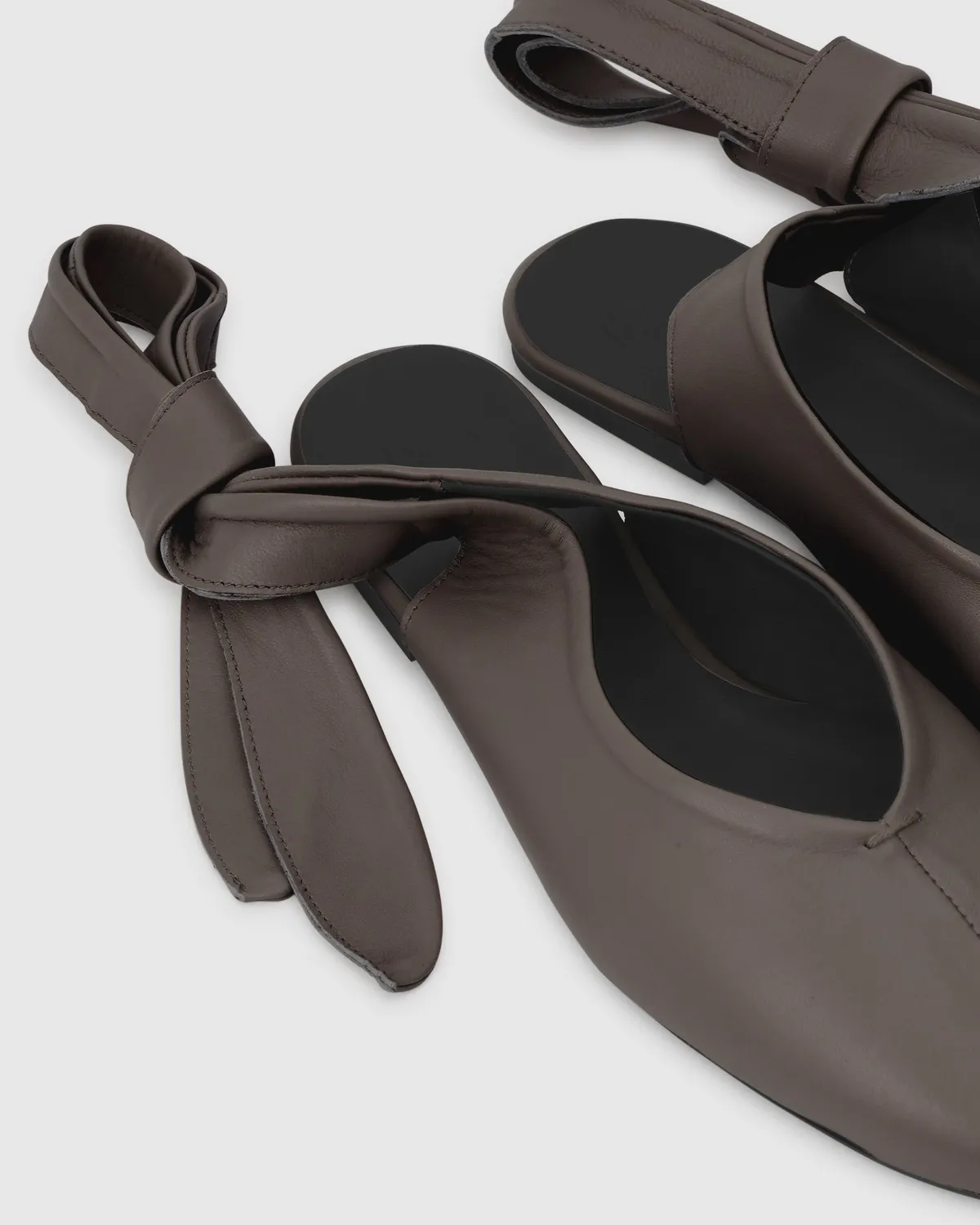 Castaner Sybil/280 ballerina’s café nappa slingback