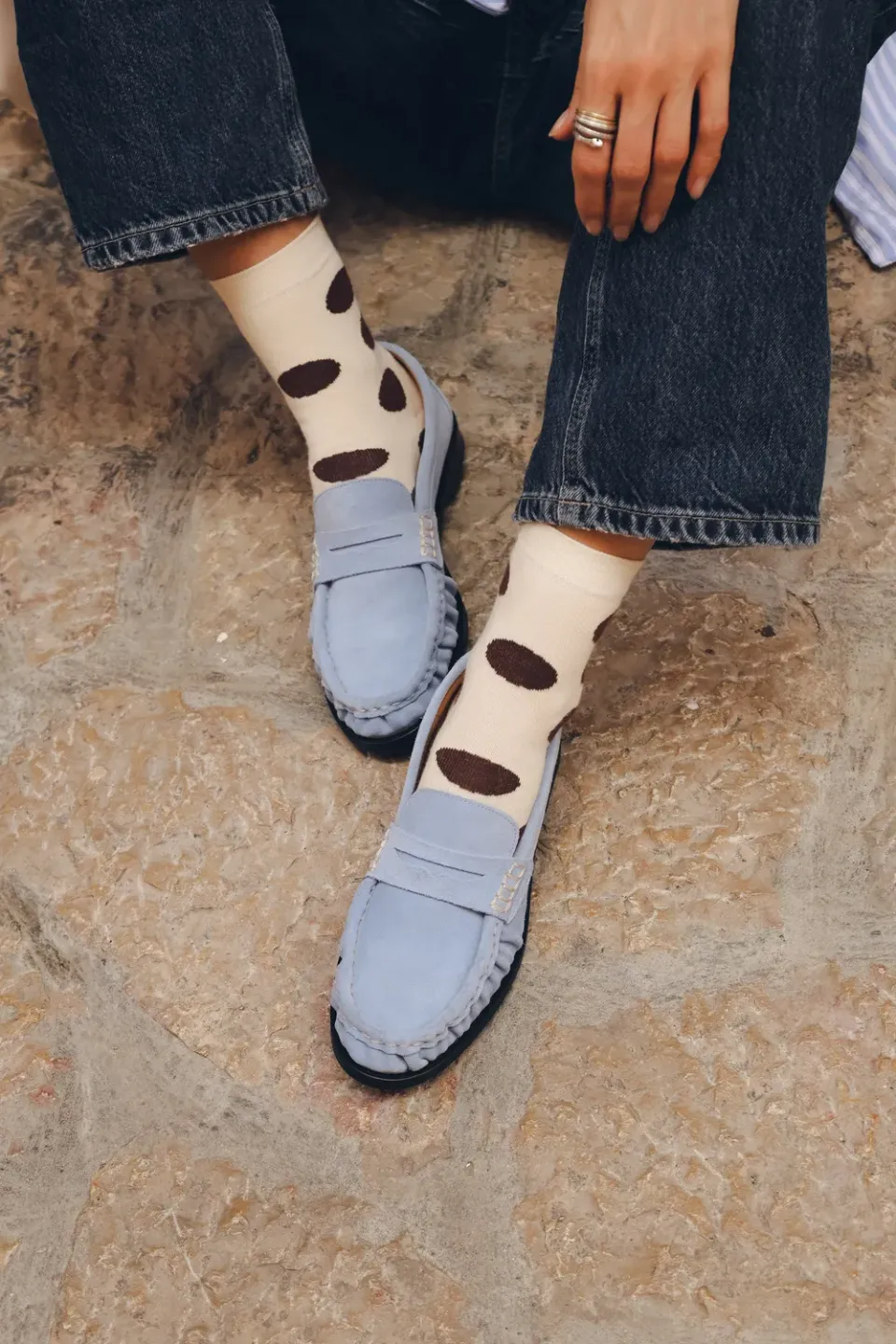JUTELAUNE Ivory & Mocca Dots sokken one size katoen