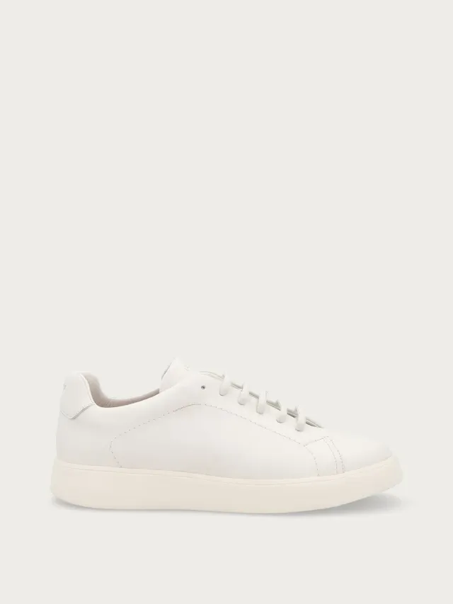 Frau Verona Minimal witte sneakers leer wit
