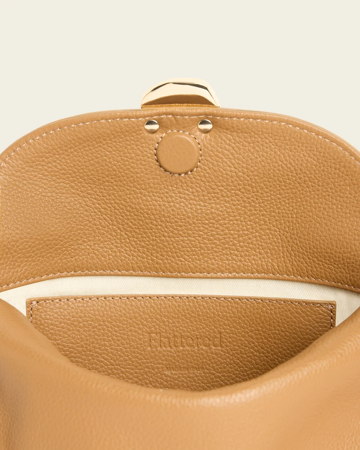 Flattered Hanna clutch cognac nerfleer