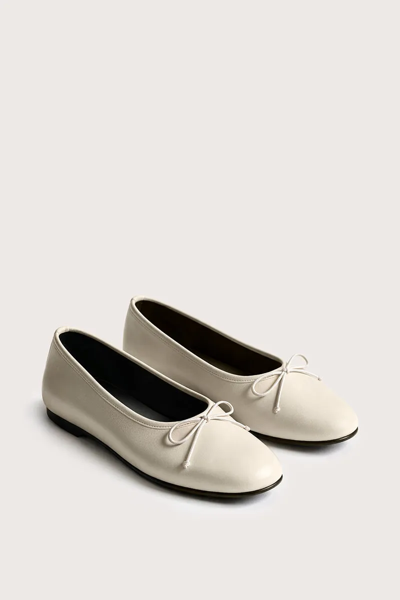 Bryan Stepwise Alessia Ivory ballerina's leer met strik