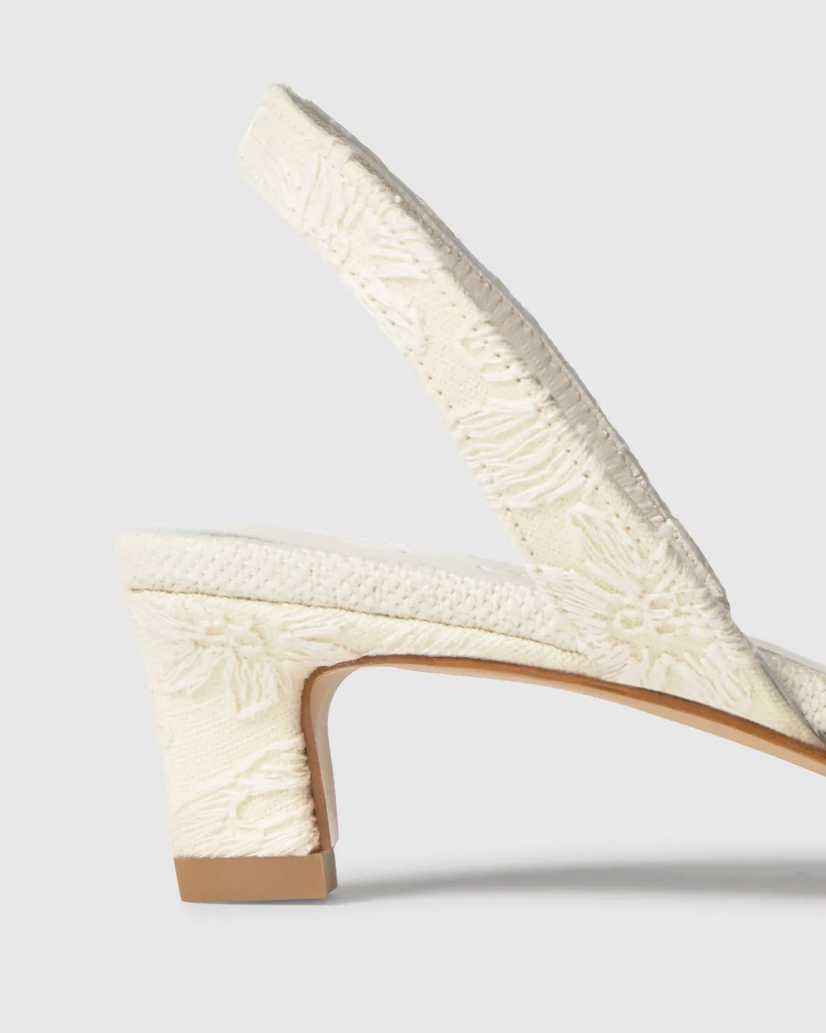 Castaner Aran CSC/305 slingbacks Ecru jacquard