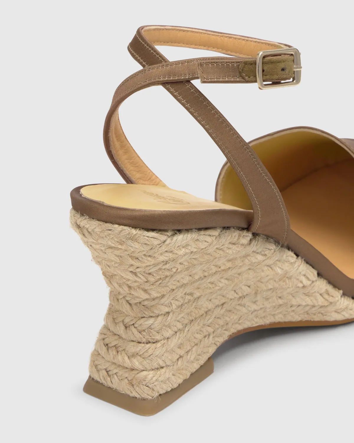 Castaner Judi/006 dames espadrilles moka satijn 8cm