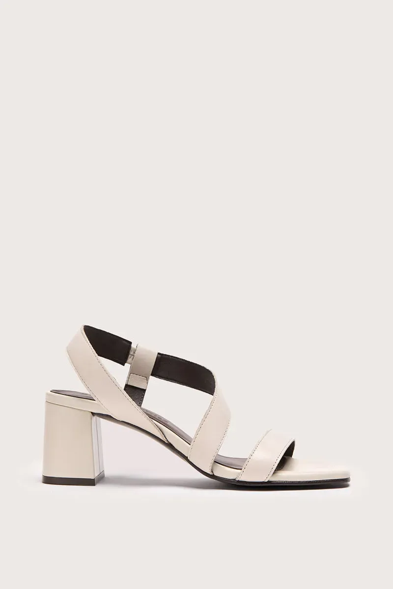 Bryan Stepwise Ivory Noe sandalen leer enkelband hoge steun