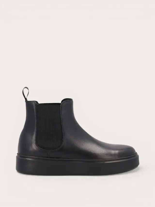 Frau Re-Genesis beatle boots zwart gerecycled leer