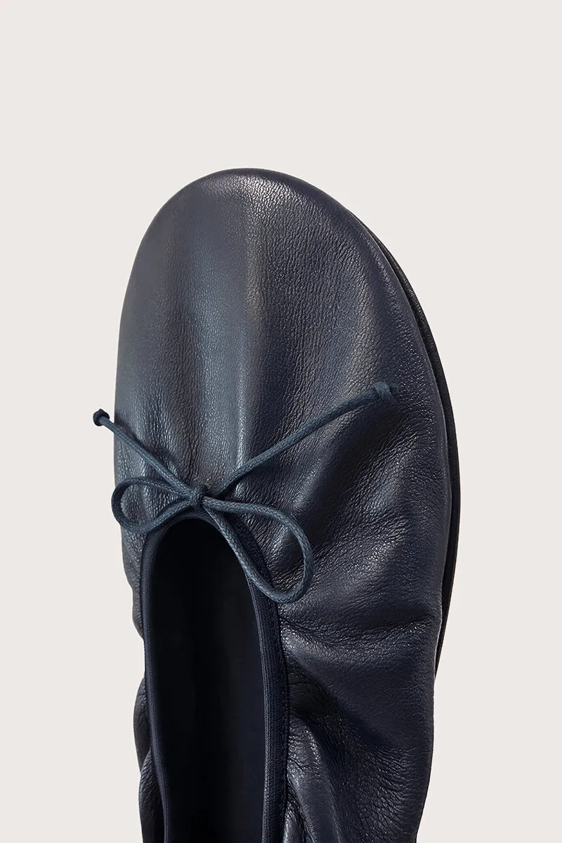 Bryan Stepwise Elia Barefoot ballerina's leer marine