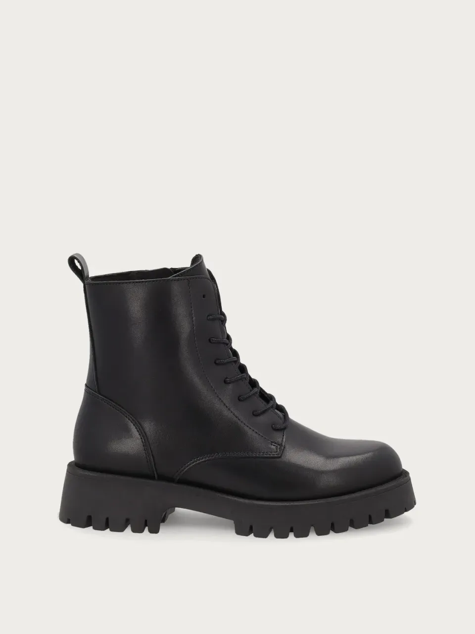 Frau FX zwarte leren veterboots trackzool