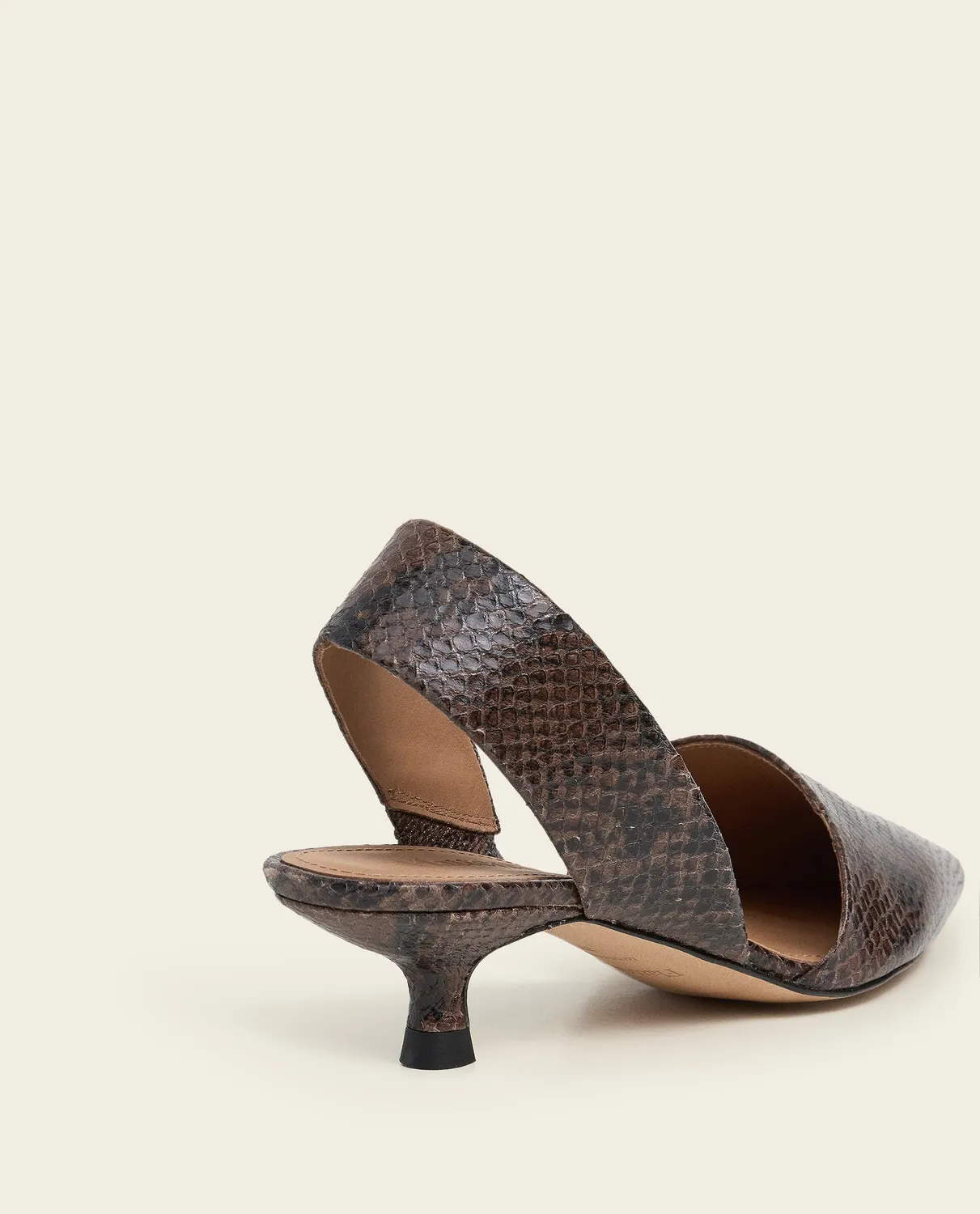 Flattered Ninni Snake pumps chocolade leer kittenhak