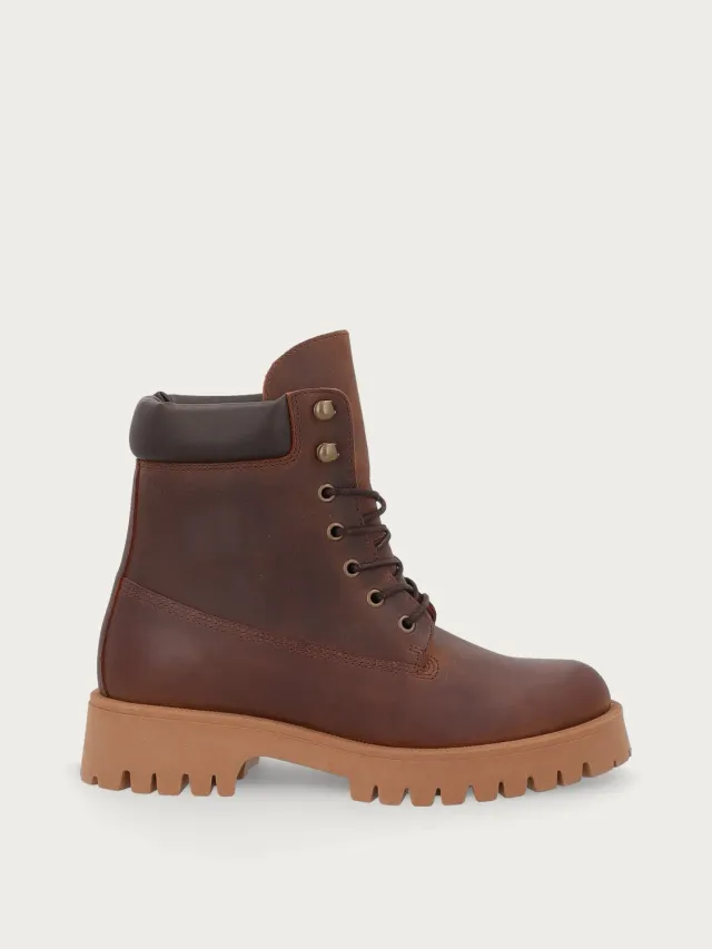 Frau FX veterboots bruin nubuck profielzool