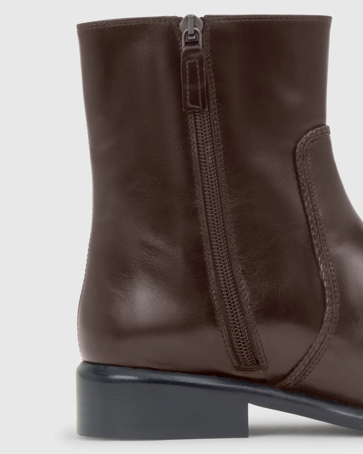 Castaner Elsa 313 enkellaarsjes bruin leer