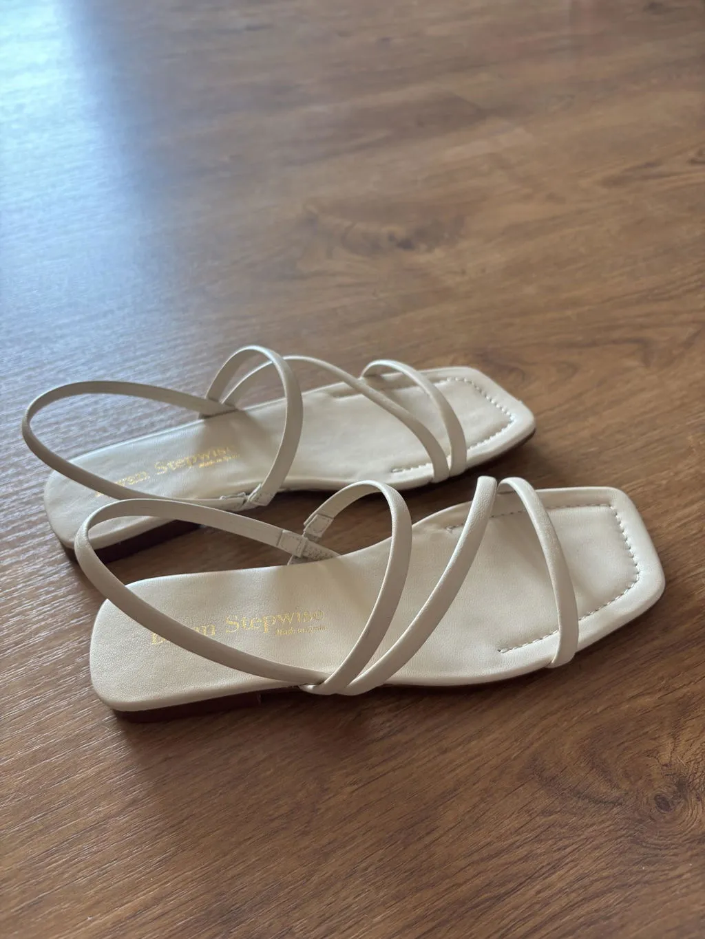 Bryan Stepwise Roma platte sandalen beige leer
