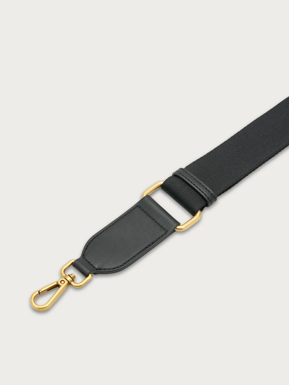 Frau schoudertas klein zwart suede bi-materiaal