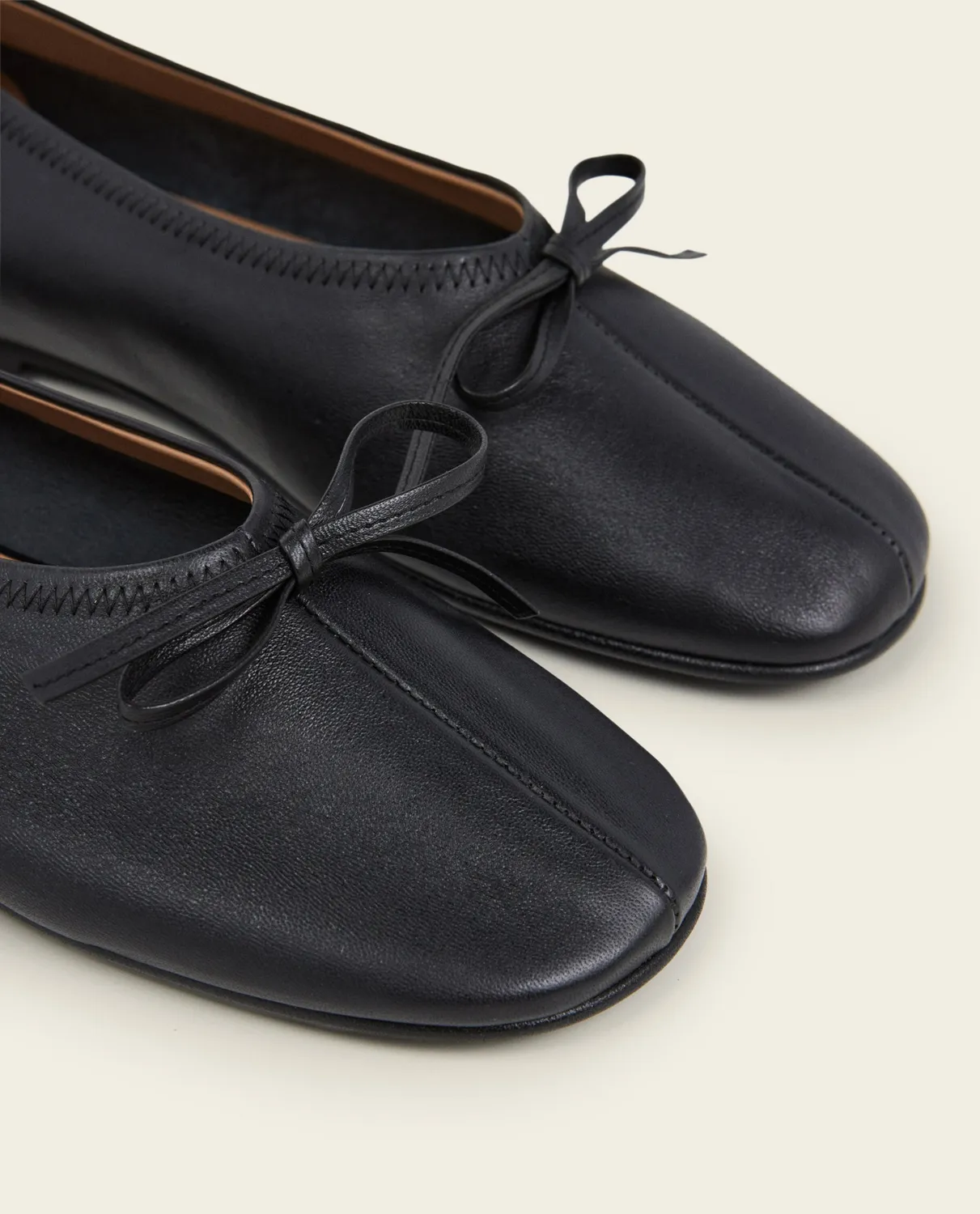 Flattered Blaise ballerina zwart leer met strik