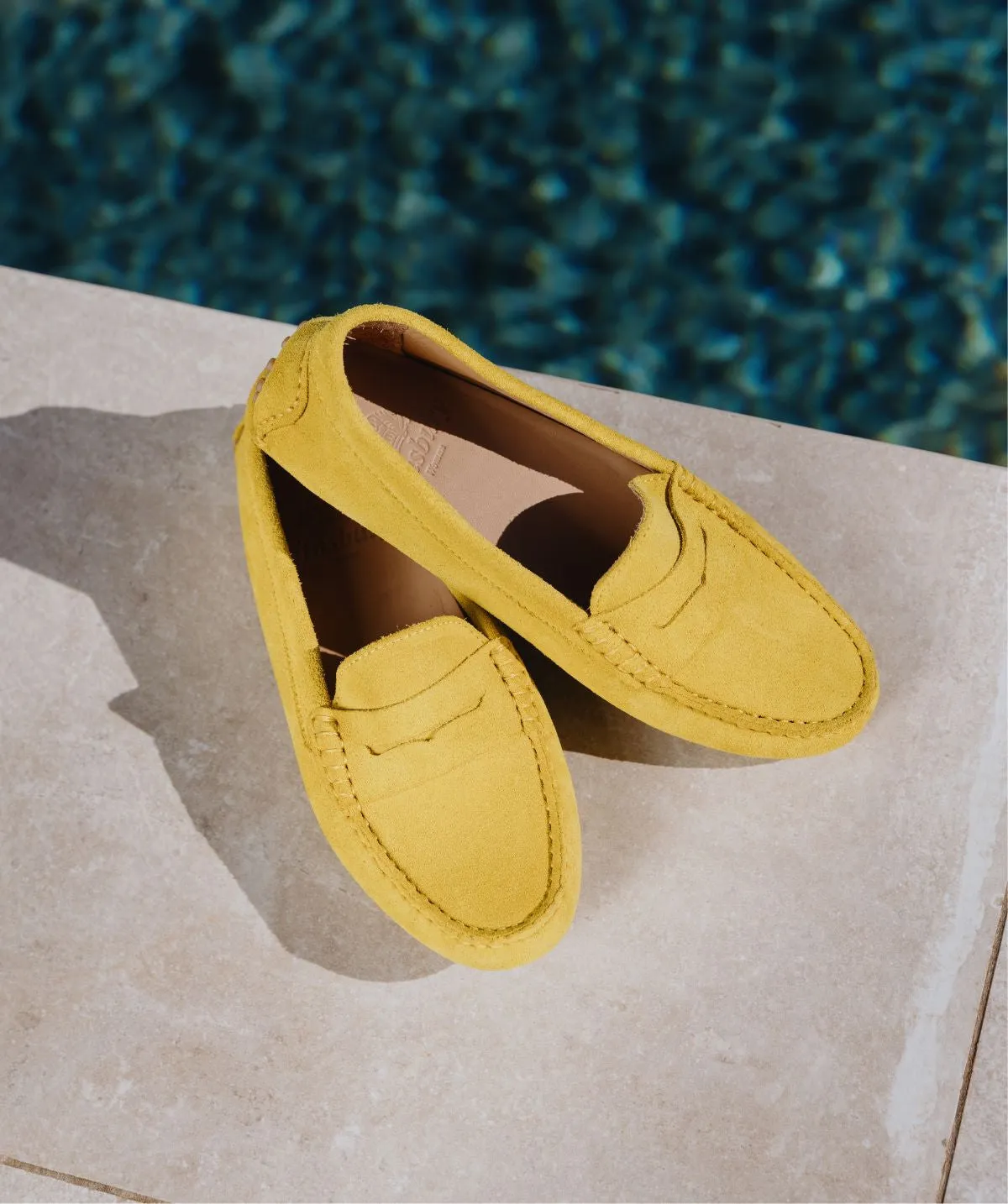 Finsbury Arlequin loafers geel fluweel dames