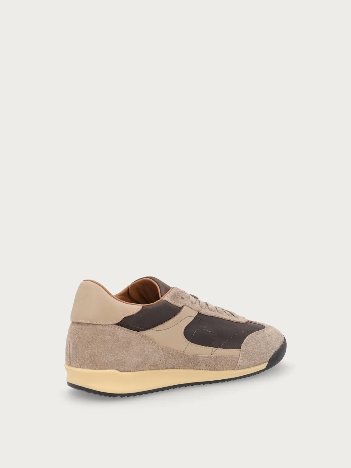 Frau Cross Hybrid beige vintage sneakers leer