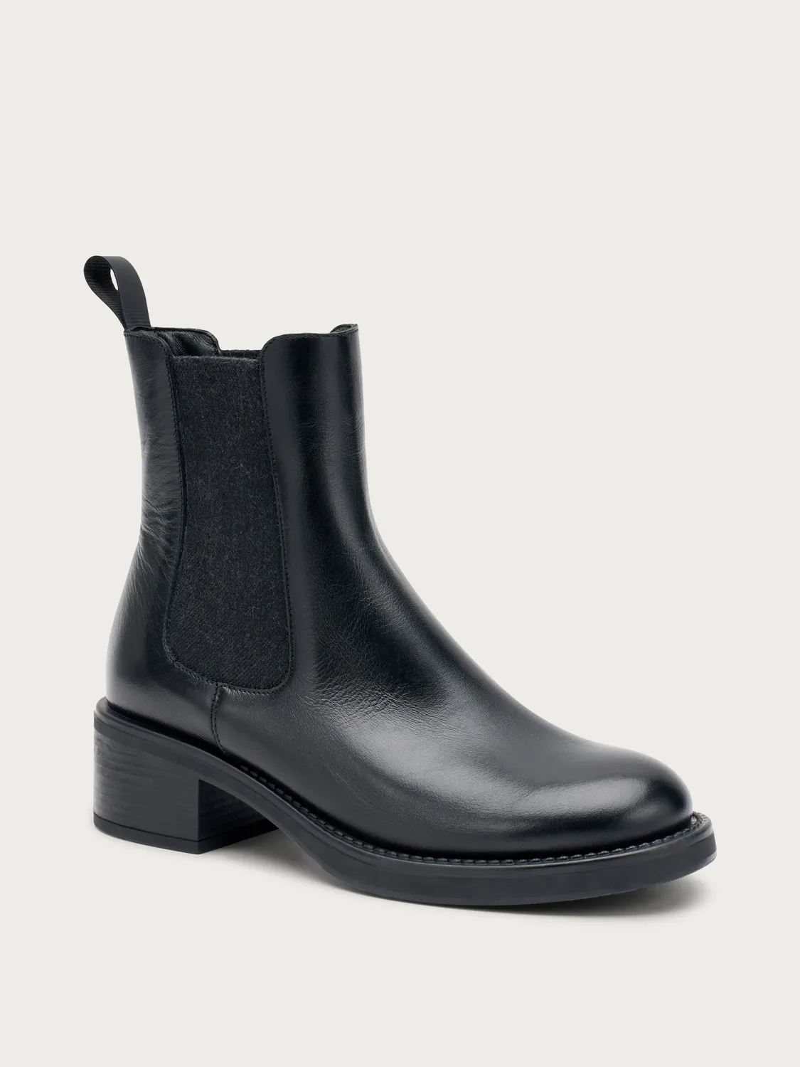 Frau Verona Beatle boots zwart leer hak