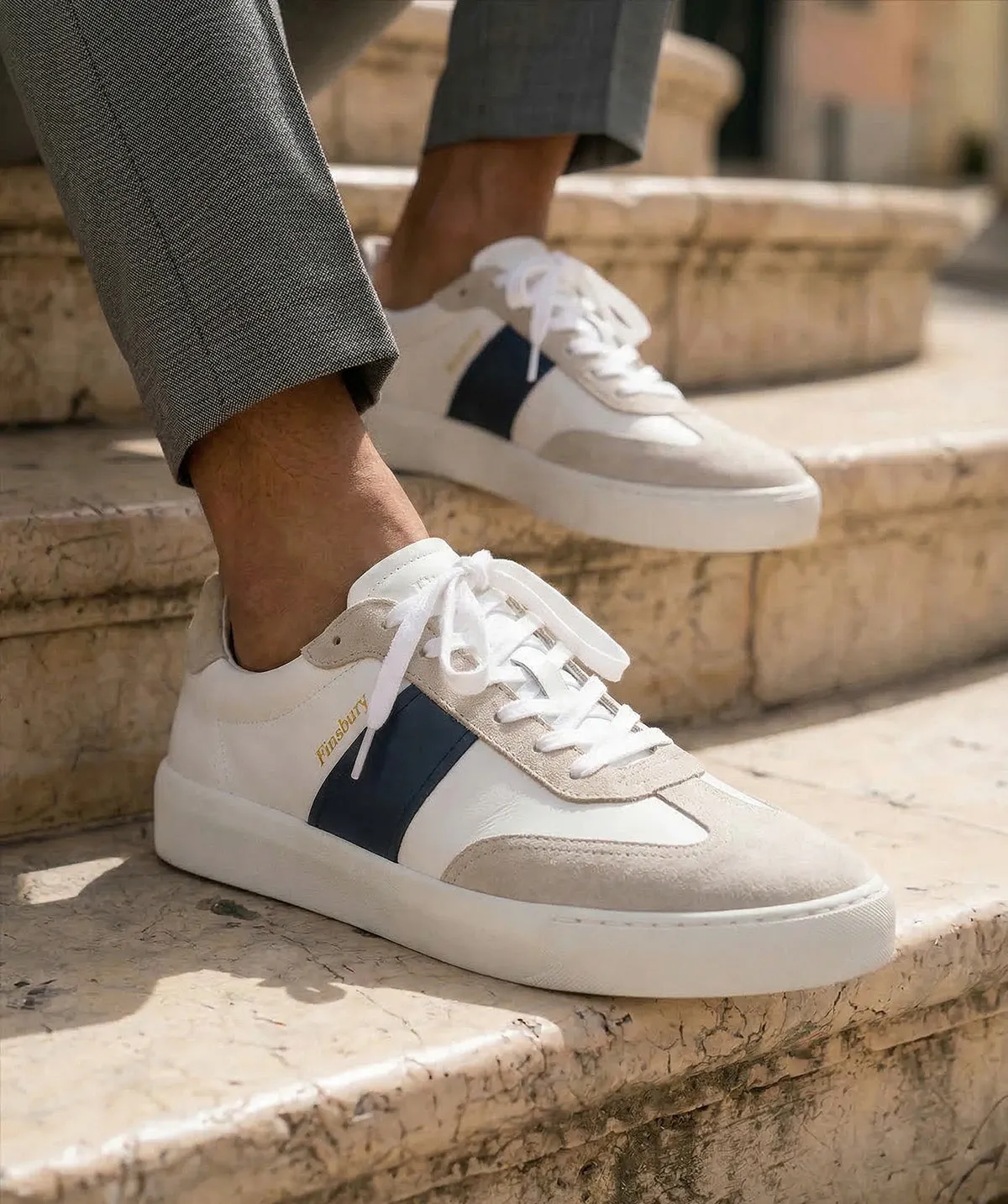 Finsbury LEO Sneakers Wit-Blauw Glad Leer