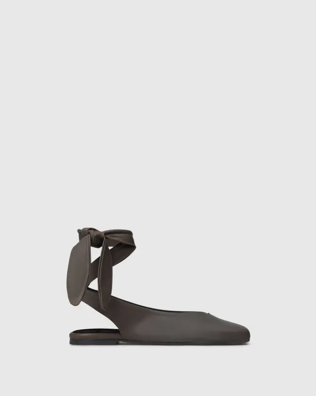 Castaner Sybil/280 ballerina’s café nappa slingback