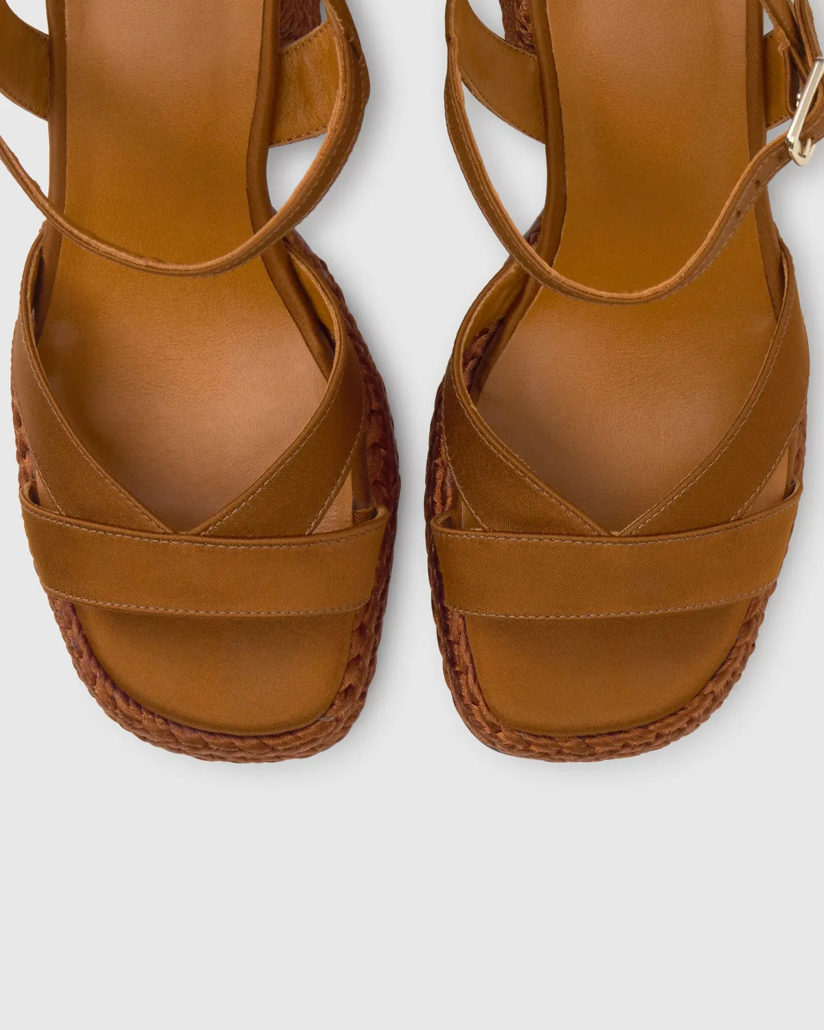 Castaner Viena 312 sandalen oker satijn 10 cm