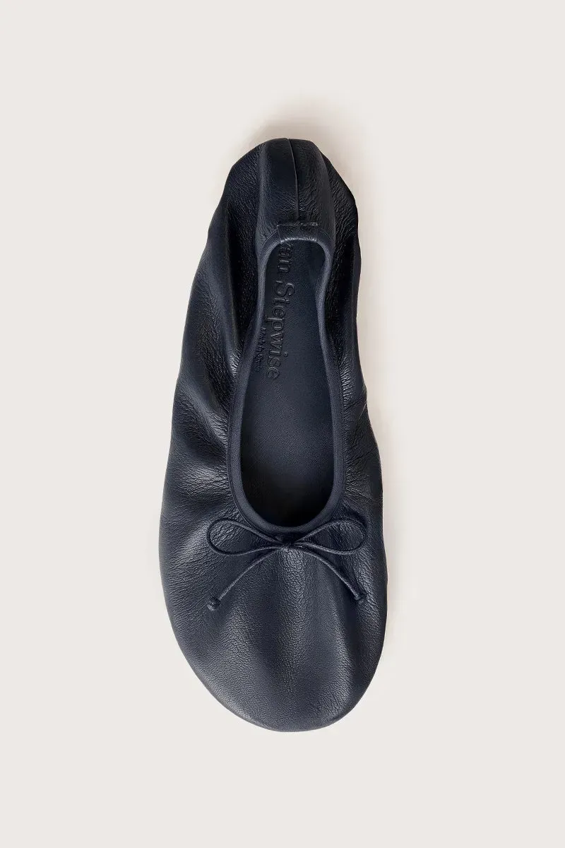 Bryan Stepwise Elia Barefoot ballerina's leer marine