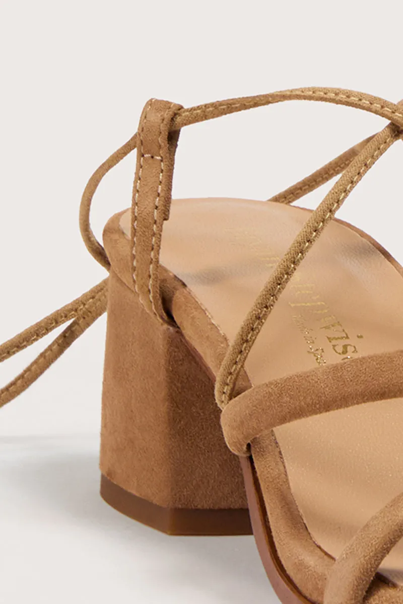Bryan Stepwise Grecia sandalen met hak camel suède