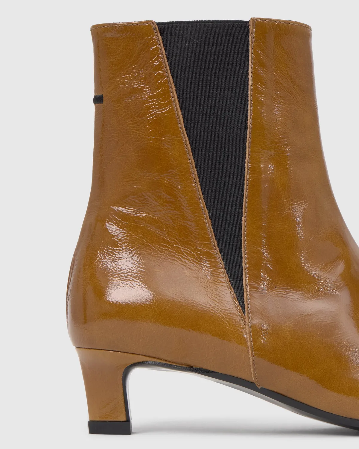 Castaner Alegra/281 enkellaarzen lakleer cognac