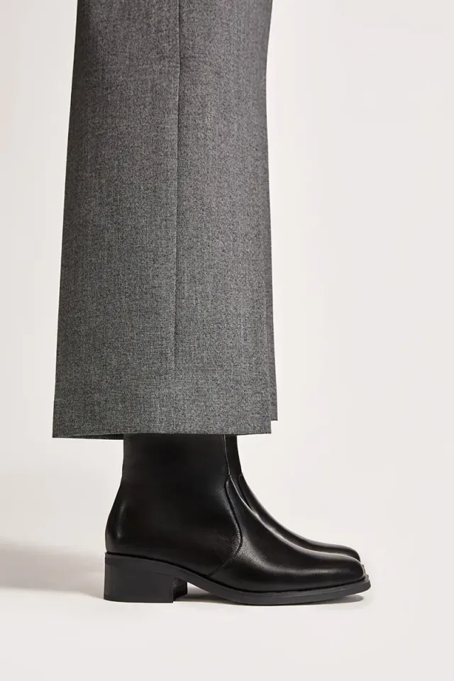 Bryan Stepwise Chester Negro chelseaboot zwart leer plat