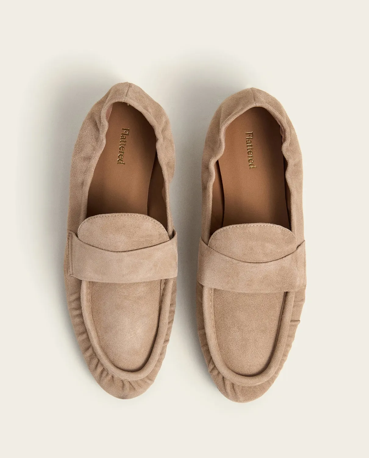Flattered Samoa loafer zand suède elastiek