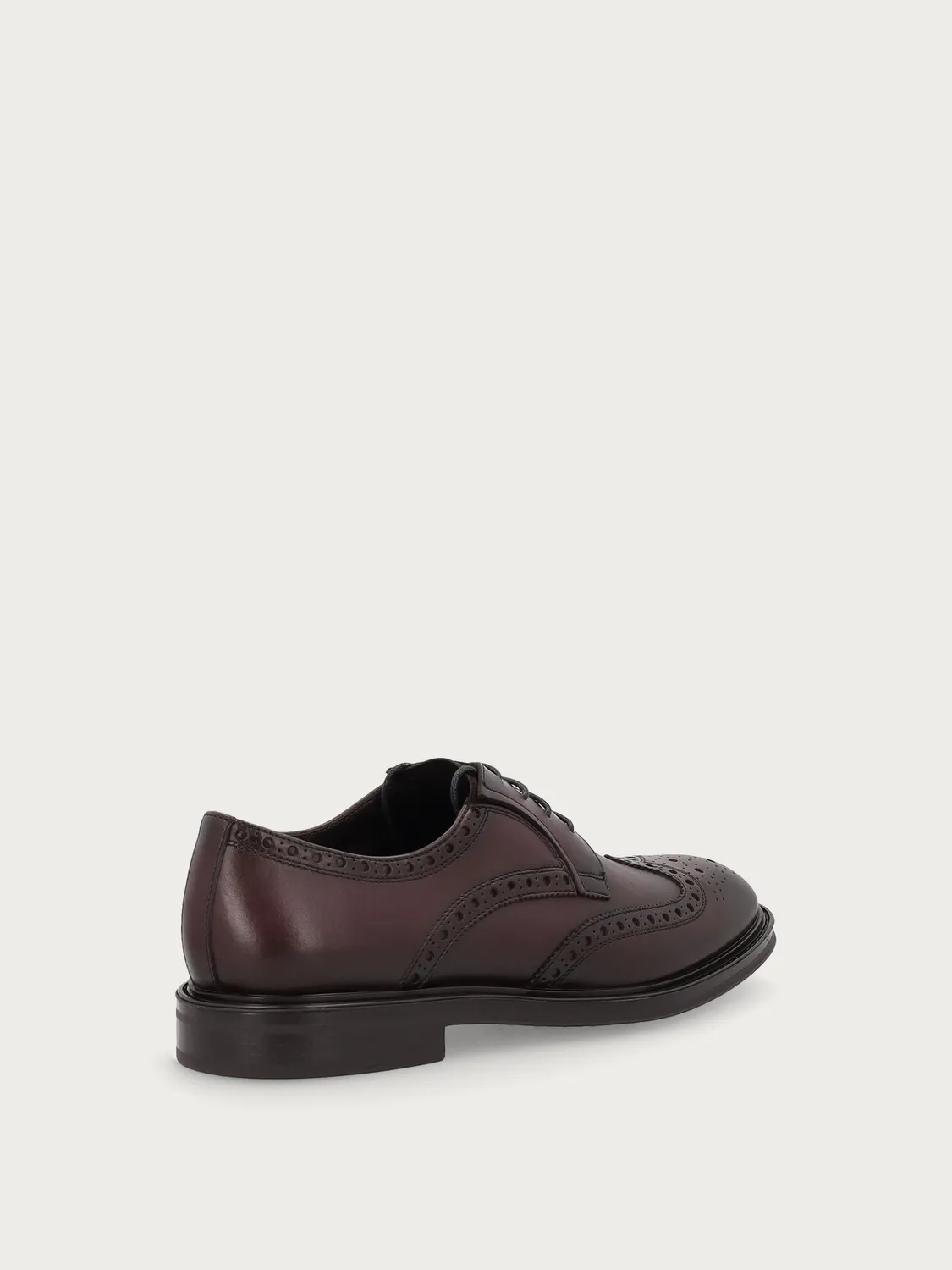 Frau Signature wing-tip oxfordschoenen kalfsleer