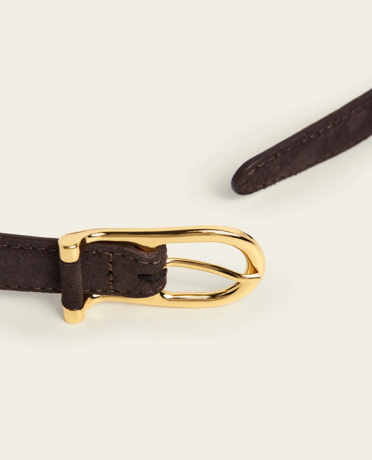 Flattered Betty Belt riem chocolade suède 2 cm