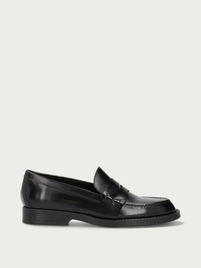 Frau Verona varsity loafers zwart geborsteld leer