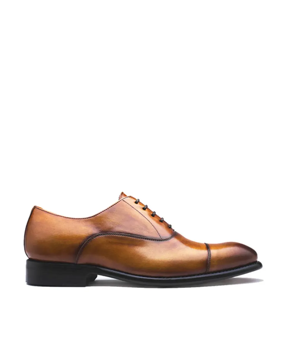 Finsbury OXFORD veterschoenen cognac gepatineerd