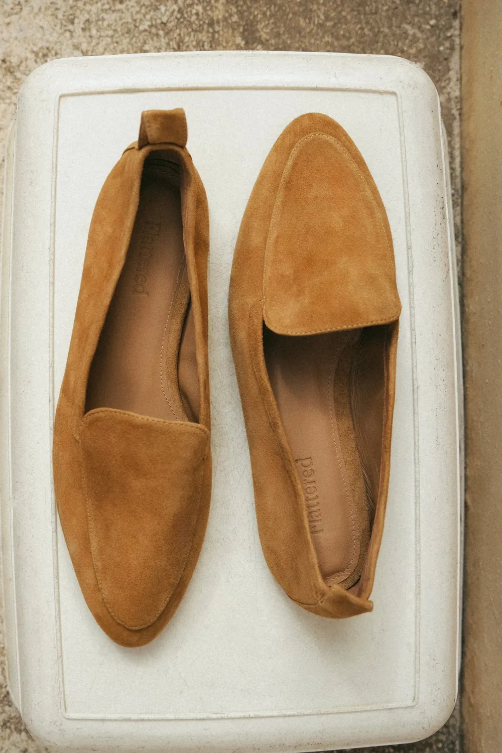 Flattered Cajsa loafers cognac suède lage hak